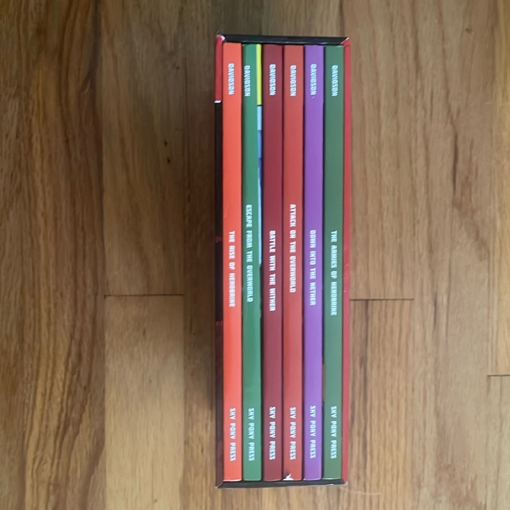 NWOT-Unofficial Minecraft Adventure Series Box Set-6 books - Picture 3 of 11